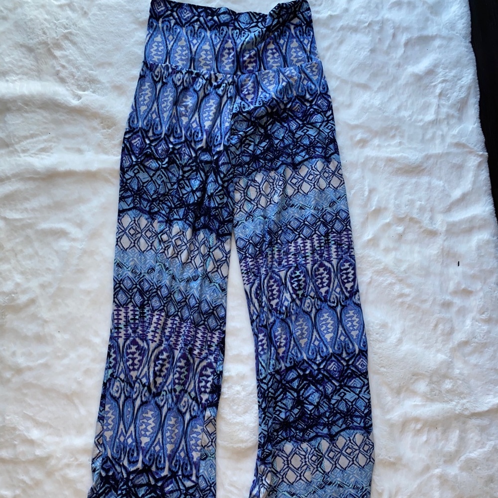 Flowey wide leg pants